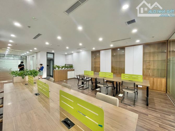 Bán toà nhà Văn Phòng Mặt Phố Kim Mã, Ba Đình, DT 290m2*10T, MT: 11m giá 210 Tỷ - 1