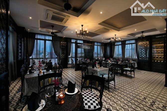 Chủ vay Bank 180 Tỷ - Khách sạn 5 sao Hàng Bè - 350m2 x 10T x MT 10m - 385 Tỷ - DT 6 tỷ/th - 19