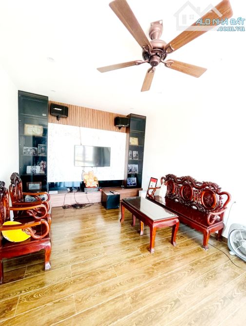 BÁN NHÀ MẶT PHỐ CHÙA BỘC  ĐỐNG ĐA 47.9M² 4T  VỈA HÈ KINH DOANH GIÁ TỐT 39.6 TỶ - 2