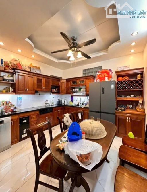 CC Gửi bán nhanh nhà mặt phố 50 m 3 tầng MT 4,8 chỉ  hơn  10 tỷ - 2