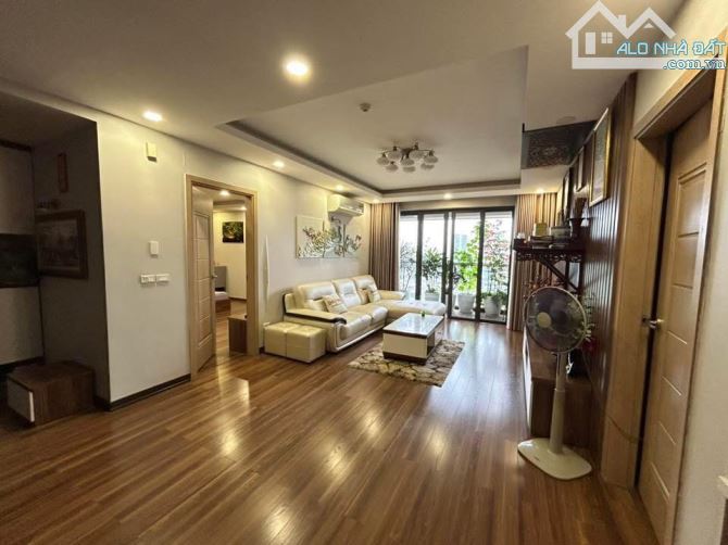 Bán chung cư  B15 Đại Kim 63m2, 2 ngủ, 2 vs chỉ 3.X tỷ - 2