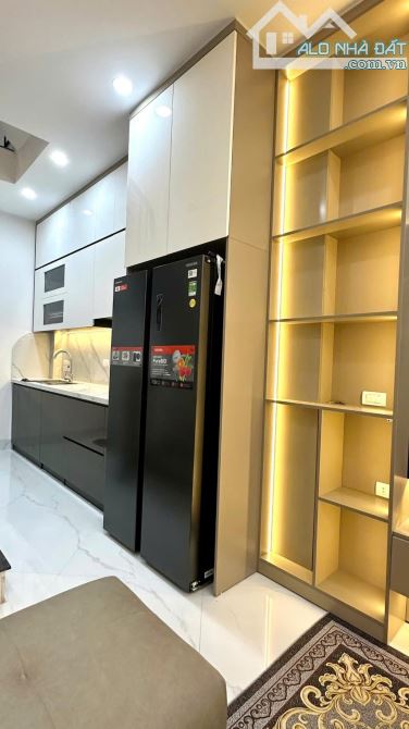 Bán nhà nguyễn chính 48m2 5 tầng còn mới – Lô góc 2 thoáng - giá 7.68 tỷ - 2
