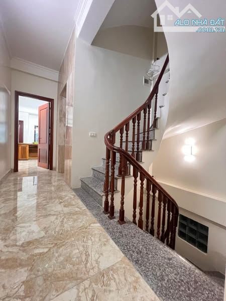 VỊ TRÍ ĐẮC ĐỊA MẶT PHỐ ĐỒNG BÁT NAM TỪ LIÊM 30 TỶ DT 70M MT 5M 7T Ô TÔ TRÁNH KINH DOANH - 2