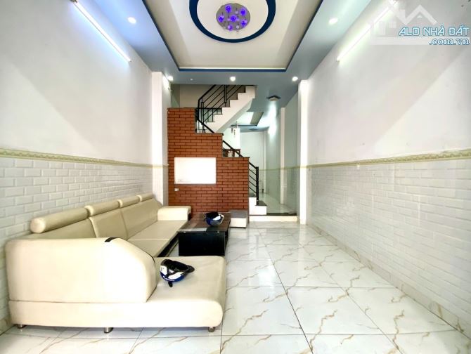 ❄️ Chỉ 3 tỷ 8, nhà 4x14m, 2 lầu, hẻm 6m thông, khu phân lô cao tầng.Hiệp Thành - Quận 12 - 2