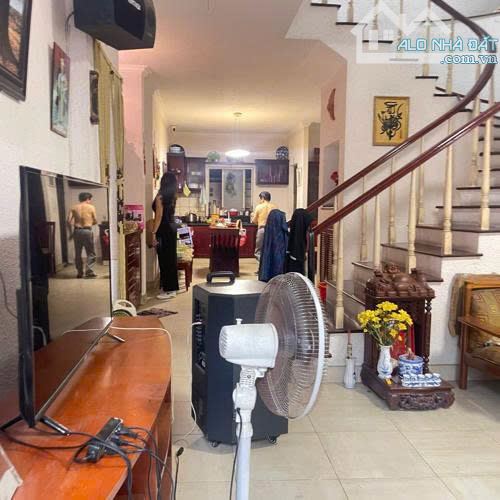 Chia Tài Sản Bán Gấp Tài Sản Khu Biệt Thự An Lộc P.17 Gò Vấp 13,5m x 20m Giá 21,5 Tỷ - 2