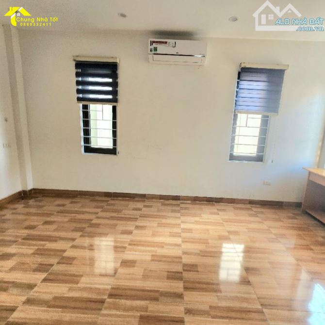 Nhà đẹp Thạch Bàn – 30m2 - Lô góc – Gần ô tô – Công viên – Hồ điều hòa – 5.08 tỷ - 2