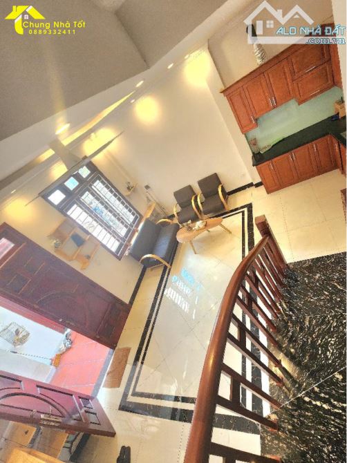 Hiếm - Nhà đẹp Thạch Bàn – 31m2 – Gần ô tô – Công viên – Tiện ích đủ đầy – 5.09 tỷ - 2