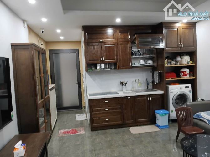 CHO THUÊ CĂN HỘ TẬP THỂ GIẢNG VÕ- HỒ GIẢNG VÕ- BA ĐÌNH- 3PN- KHÉP KÍN 7 TRIỆU - 2