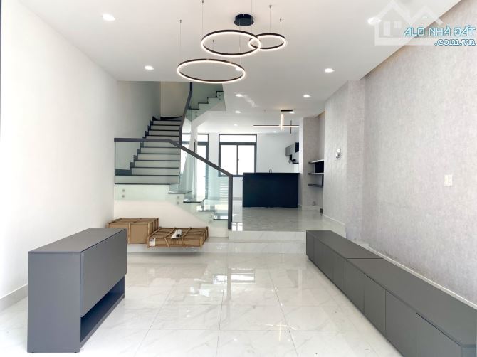 NHÀ 4TẦNG QUẬN 8 – MẶT TIỀN KDC ĐỒNG BỘ – VIEW ĐẸP – GIÁ BẤT NGỜ - 2