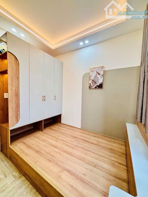 NHÀ TRỆT LẦU XÂY MỚI THIẾT KẾ HIỆN ĐẠI - HẺM 25 NGUYỄN VĂN LINH, HƯNG LỢI - 2