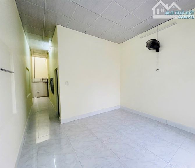 Bán Nhà Trung Mỹ Tây Q12- 45 M2( 4 x 11.5M )-Cấp 4 - 2PN -HXH - Chỉ 3,38Tỷ. - 2