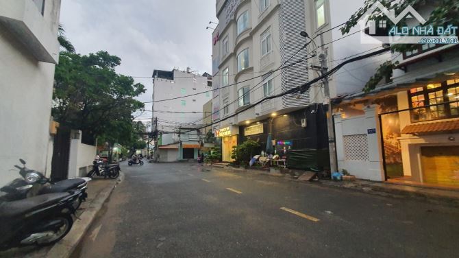 Villa khu vip hẻm 24 Hoàng Dư Khương – DT: 14 x 20, CN : 270m2 – Giá 65 tỷ - 2