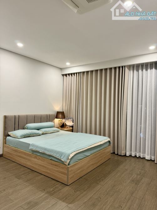 Cho thuê chung cư Vĩnh Hội, đường Vĩnh Hội, P. 4, Quận 4, TP. HCM. - Căn : 3PN - 2WC- 97m² - 2