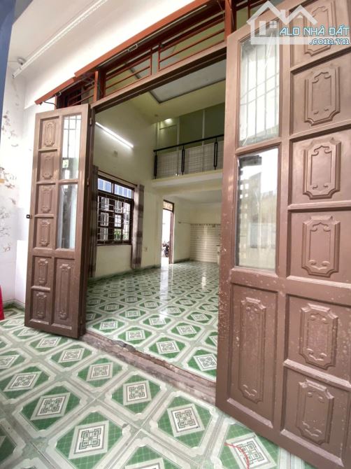 Cực hiếm! Nhà 2 mặt kiệt Âu Cơ thoáng  – Có sẵn 2 phòng trọ thu nhập ổn định - 2