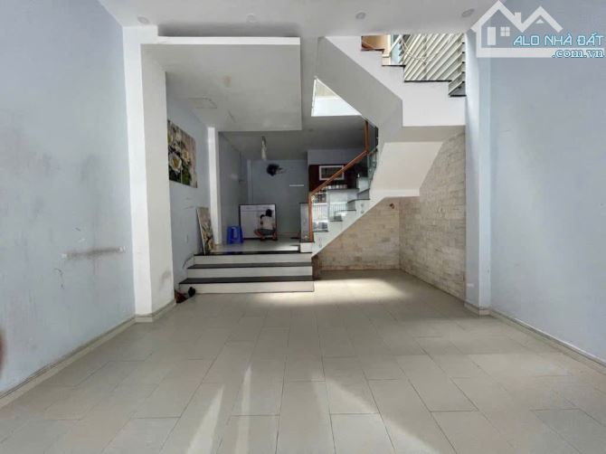* Nhà bán, DT: 50m2, 2 Tầng, Giá 9,199Tỷ, Phường Bình An, TP Thủ Đức - 2