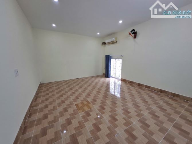 🏠BÁN NHÀ SIÊU TO - PHẠM VĂN ĐỒNG P.1 - 76M2 ( NGANG 4.7M ) - NHÀ NỞ HẬU - CHỈ 4.X TỶ - 2