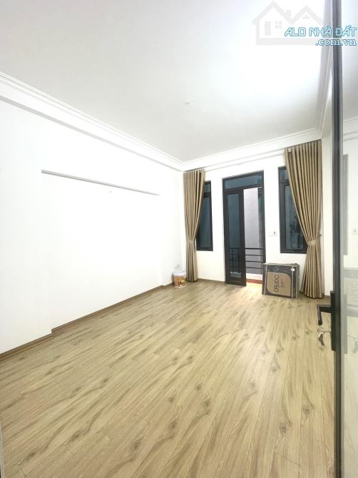 BÁN NHÀ TRẦN QUỐC VƯỢNG ĐẸP, MỚI - NGÕ THÔNG, RỘNG- TIỆN ÍCH- 30M2, GIÁ 7,4 TỶ - 2