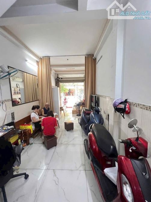 3.3❌13m, BÁN NHÀ MẶT TIỀN NGUYỄN VĂN KHỐI, 3 TẦNG, P8 GÒ VẤP, NHỈNH 8 TỶ - 2