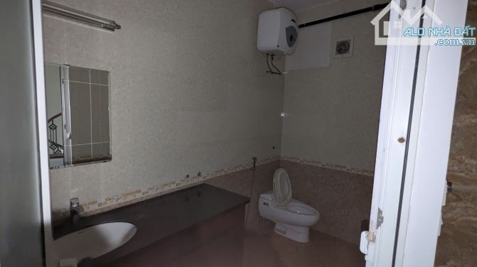 Lô góc sát Mp siêu hiếm ngõ Khương Thượng ngõ 4m oto đỗ kd sầm uất - 2
