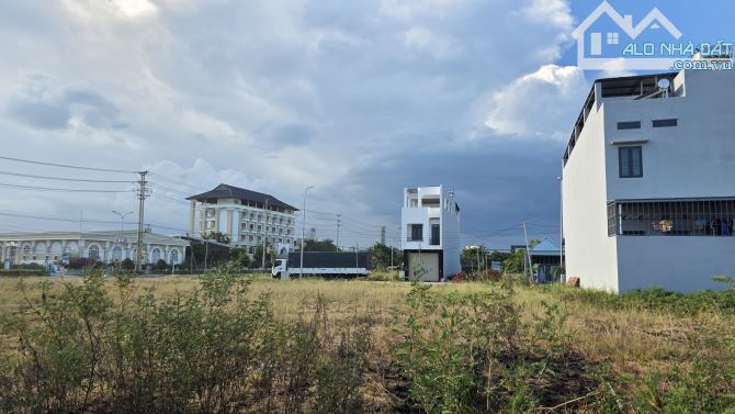 Bán đất khu đô thị mới Phía Nam Quốc lộ 19 Phú Hiệp, Tây Phú DT 120m2 - 1