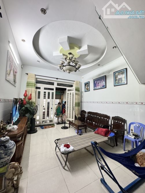 BÁN NHÀ SÁT HOÀNG DIỆU 2 LINH TRUNG THỦ ĐỨC, HXH, 4TẦNG ,DT 72M2 , GIÁ 8 TỶ MẦM NON - 3