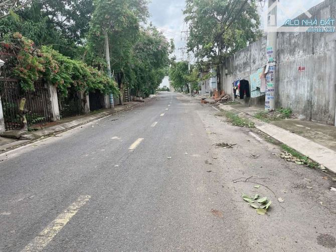 DIỆN TÍCH 357m KHỦNG CHO CĂN BIỆT THỰ VƯỜN SIÊU MÊ- CHỈ 11 TỶ - 3