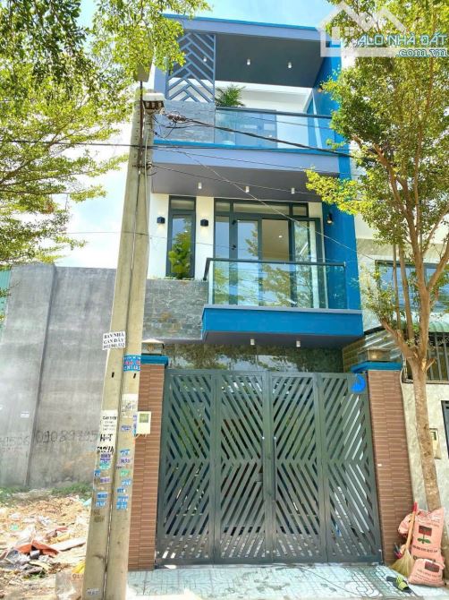 SAU KDT ĐÔNG TĂNG LONG - 50M2 3 TẦNG MỚI - đường nhựa 10M thông -Khu phân lô - NHỈNH 4x. T - 3