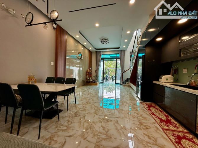 bán nhà 2 tầng nội thất xịn xò - 3