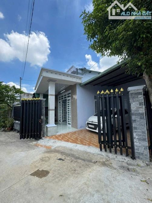 Nhà Định Hòa : 10 x 14 sân oto, 3 p ngủ, sổ sẵn , - 3