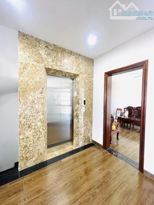 Nhà 7 tầng, Lô góc, mặt phố Bồ Đề, Phường Bồ Đề, Hà Nội. DT 87m2. MT 5,7m. Giá 28,5 tỷ - 3