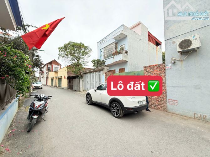 BÁN GẤP 🔥LÔ ĐẤT TDP ĐÔN HẬU-KHAI QUANG-VĨNH YÊN DT88.5M MT5M Ô TÔ ĐỖ CỬA 2.48 TỶ SỔ ĐỎ CC - 3