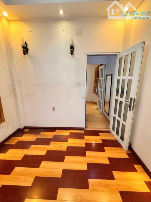 BÁN NHÀ 3 LẦU GIÁ MỀM TẠI GÒ VẤP – SỔ HỒNG RIÊNG. 4PN - 3