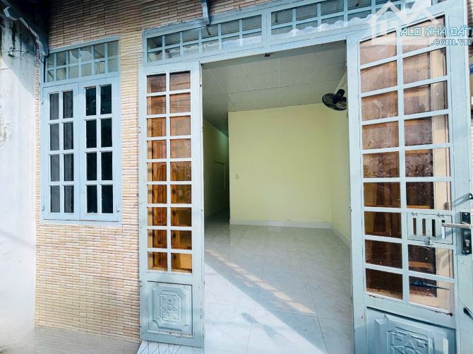 Bán Nhà Trung Mỹ Tây Q12- 45 M2( 4 x 11.5M )-Cấp 4 - 2PN -HXH - Chỉ 3,38Tỷ. - 3