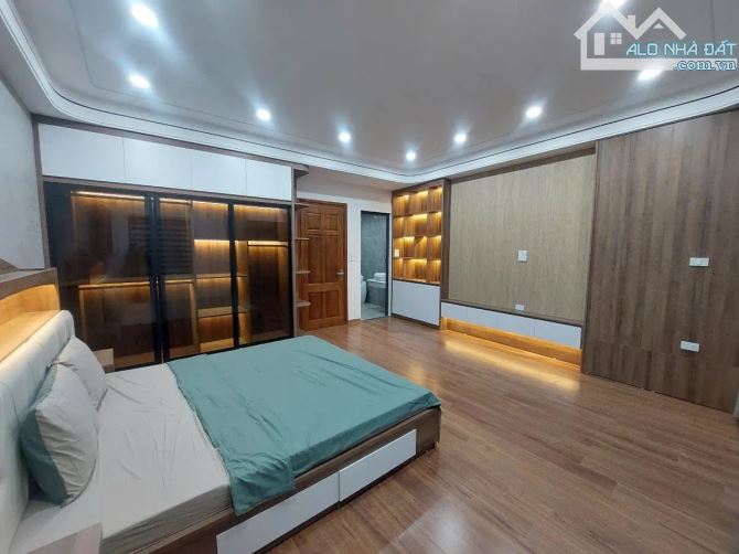 Bán Nhà Phố Đàm Quang Trung 48m2 6T, MT 5.1m, Thang Máy, Ô Tô đỗ Cổng, Full Nội Thất 11 Tỷ - 3