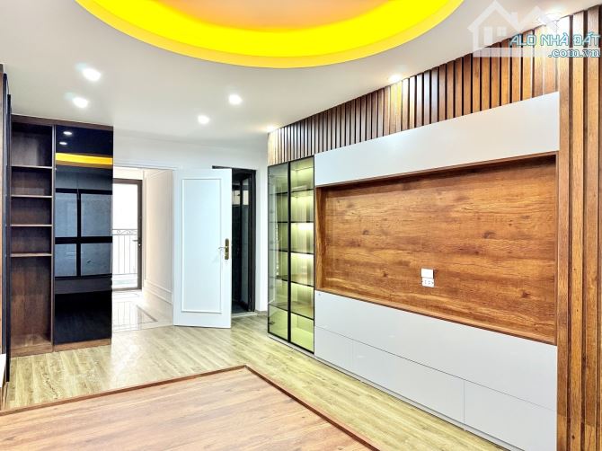 TRUNG TÂM TRUNG VĂN – NHÀ ĐẸP P:LÔ – 2 MẶT NGÕ – 45m2 x 5 TẦNG, ở Giá 10,7 tỷ - 3