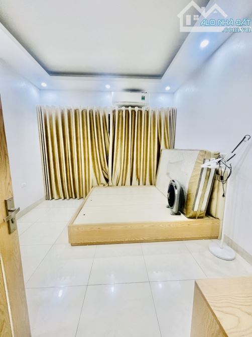 QUAN THỔ 1 - ĐỐNG ĐA -DT 44M2-NGÕ Ô TÔ TRÁNH-LÔ GÓC-NỞ HẬU - GIÁ CHỈ 16.2 TỶ - 3