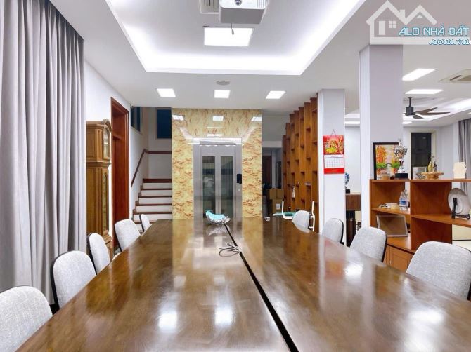Biệt thự Víp! Giá tốt! Hiếm! Biệt thự đơn lập 250m2 x 5 tầng MT:28m lô góc kinh doanh - 3