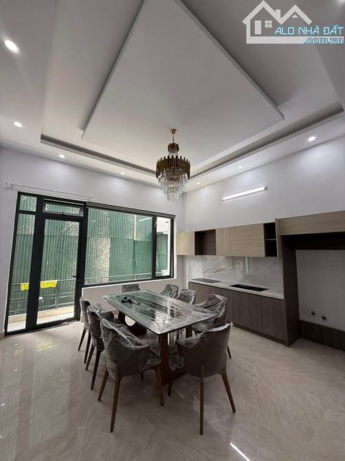 🌿 Bán Nhà Mới 96%  Trung Tâm TP. Đà Lạt, 4 phòng ngủ, 4 nhà vệ sinh, Hồ Xuân Hương 1.5km - 3