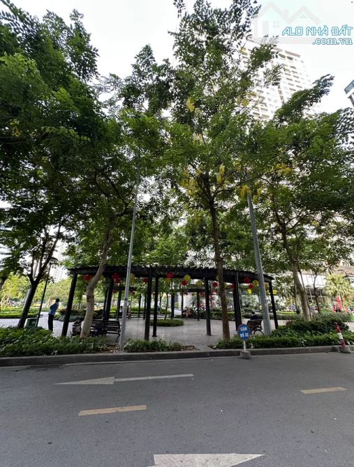 Bán căn chung cư ngoại giao đoàn 3 ngủ tầng cao, view thoáng, tiện ích - 3