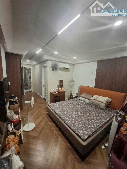 BÁN NHÀ MỚI BỒ ĐỀ – TRUNG TÂM – GARA Ô TÔ – FULL NỘI THẤT - Ở NGAY – 47,5M2 CHỈ 15,85 TỶ - 3