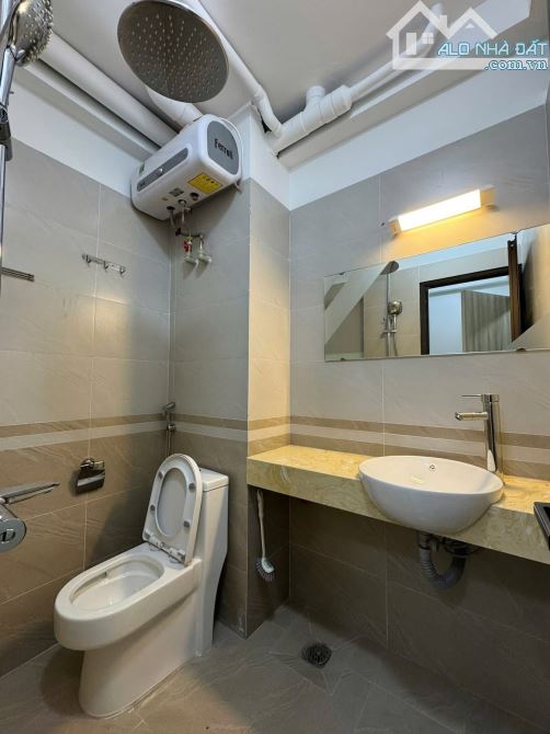 🏡HIẾM - 🏢 SAU 1 NHÀ RA MẶT PHỐ  TÂY SƠN - NỞ HẬU - TT ĐỐNG ĐA - 💵TẦM TIỀN NHIỀU KHÁCH. - 3