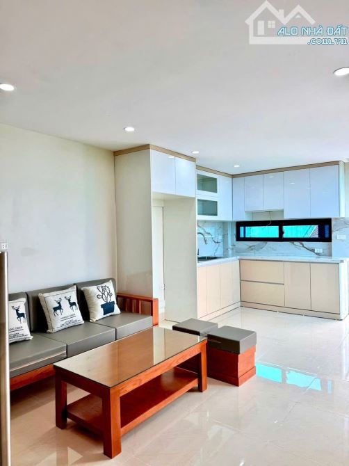 Siêu víp! Bán nhà ngõ 750 kim giang, 57m2 x 5 tầng mặt tiền 6m, dòng tiền 40 triệu/tháng - 3