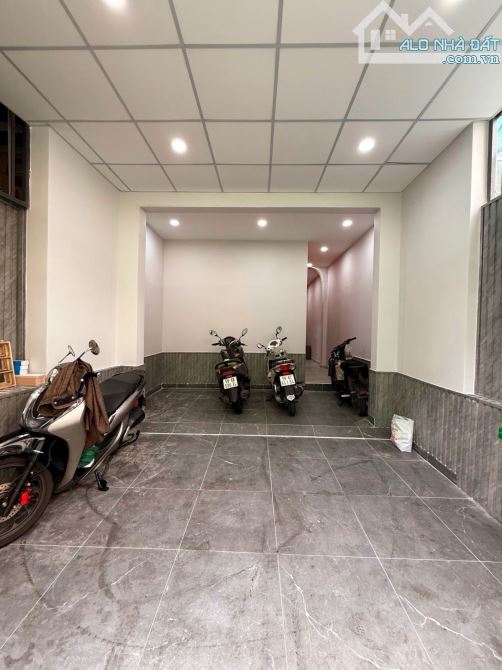 Gần 100m2, hẻm xe hơi sát PVD, Trương Đăng quế, 6 phòng CHDV, dòng tiền 40tr/tháng - 3