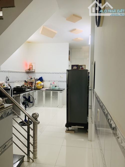 Chỉ 2,35 Tỷ Có Nhà Đẹp ĐSH 42m2(3,3x13), HXH, Lê Văn Lương - 3