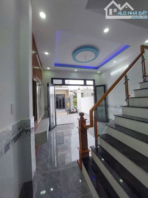 Nhà 2 Lầu 4 x 12m, Ngay Ngã Ba Tân Kim 4 Phòng Ngủ. Sổ Hồng Riêng Giá Rẻ - 4