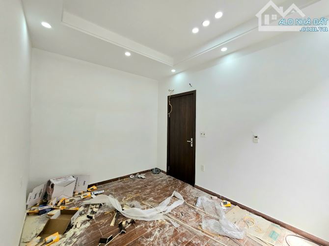 MỞ BÁN 2 CĂN NHÀ ĐỘC LẬP – XÂY MỚI 4 TẦNG –TRONG NGÕ ĐƯỜNG TÔN ĐỨC THẮNG - 4
