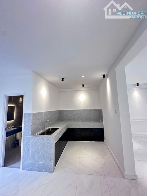 🌴 BÁN NHÀ 2 TẦNG SÁT BIỂN PHẠM VĂN ĐỒNG –  GIÁ TỐT CHO NHÀ ĐẦU TƯ (10TY4 BỚT ÍT)🌴 - 4