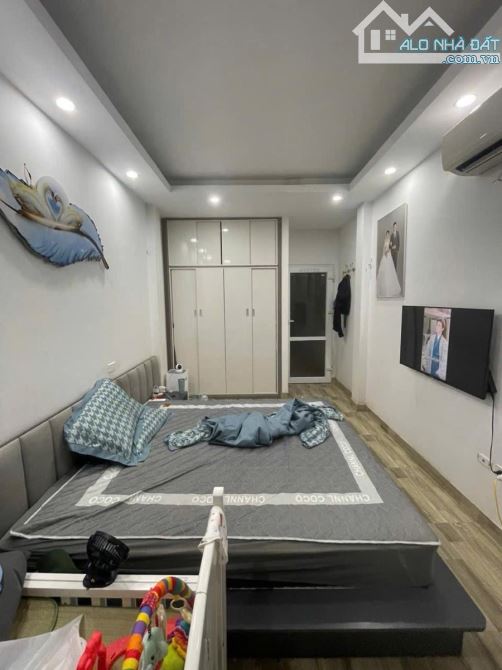 Hàng ngon phố Tư Đình - 45m x 5 tầng - 8,7 tỷ có bớt - 4