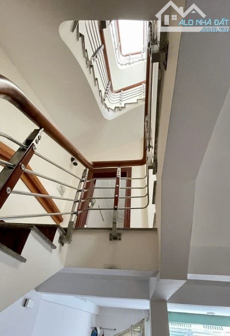 🔥 BÁN NHÀ ĐẸP HẺM XE HƠI – ĐƯỜNG HỒNG HÀ, P.2, TÂN BÌNH - DT:96M2  – Giá chỉ 20 TỶ 🔥 📌 - 4
