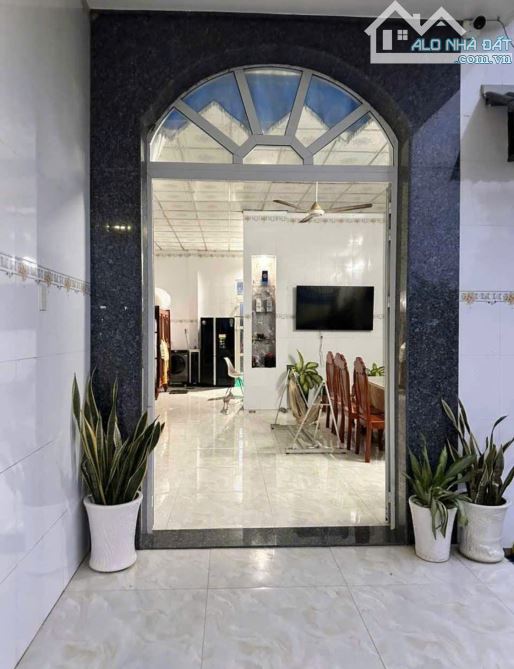 Già Cần Chuyển Đinhj cư Bán nhanh Căn nhà ở Thị Xã Trảng Bang 670triêu Sổ Hồng Riêng 387m2 - 4